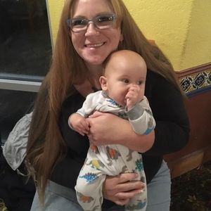 Meet your Posher, Debbie